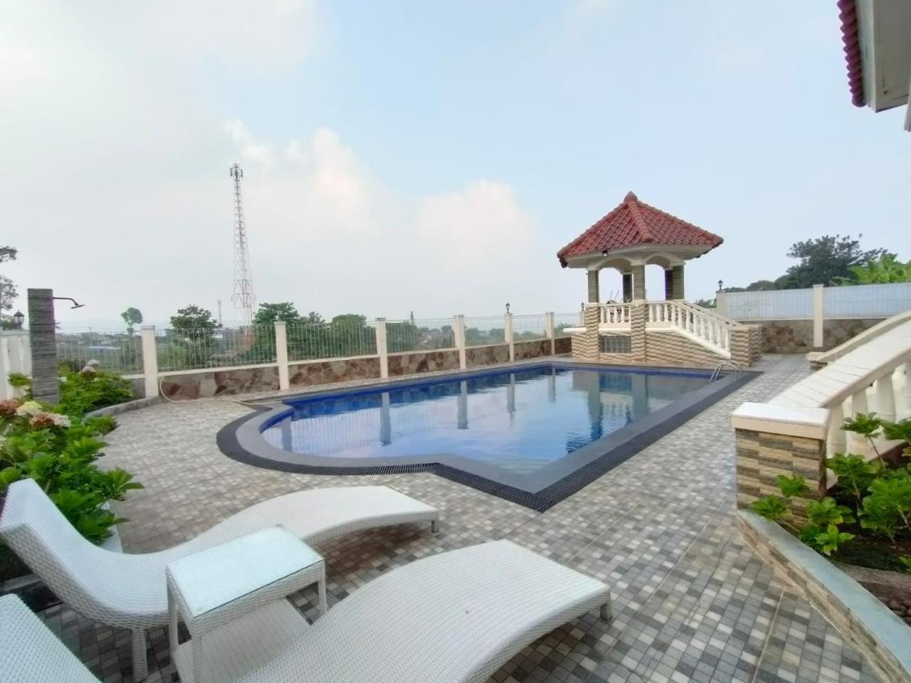 Villa Kandara Hanjawar Puncak Sindanglaya Exterior foto